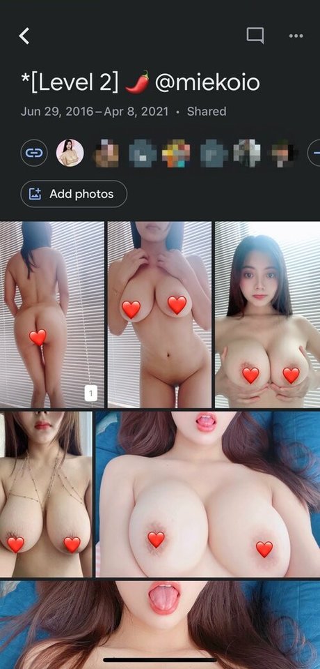ブルネットの教師OnlyFans セクシーヌード 写真