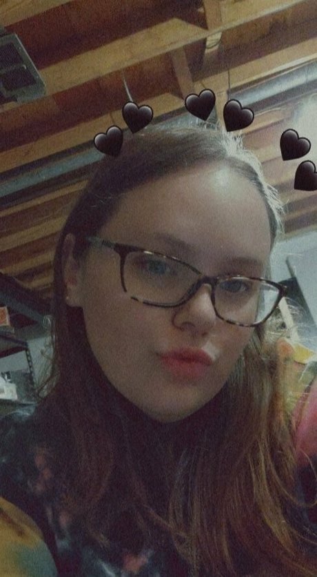 oliviabluntslut ポルノスター ヌード 写真