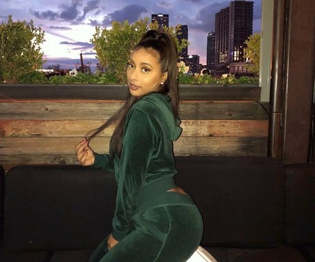 jetdope ヌードのポルノスター 画像