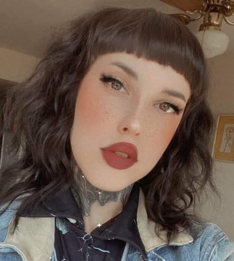 fionafawn HDモデル 写真