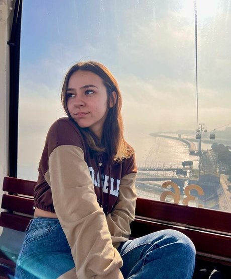 Giada Piotti 独占モデル ギャラリー