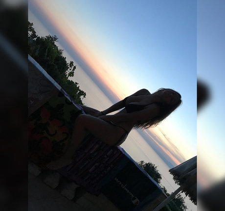 コスプレファックOnlyFans アートヌード 写真