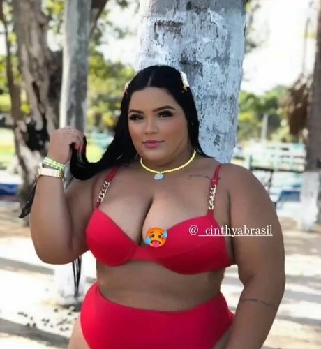 Cinthya Kayli エロティックなポルノスター 画像