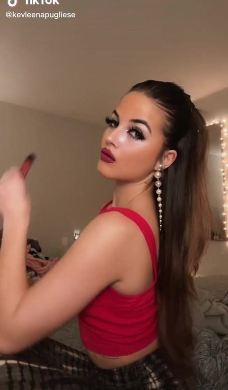 kevpugliese アート女優 アーカイブ