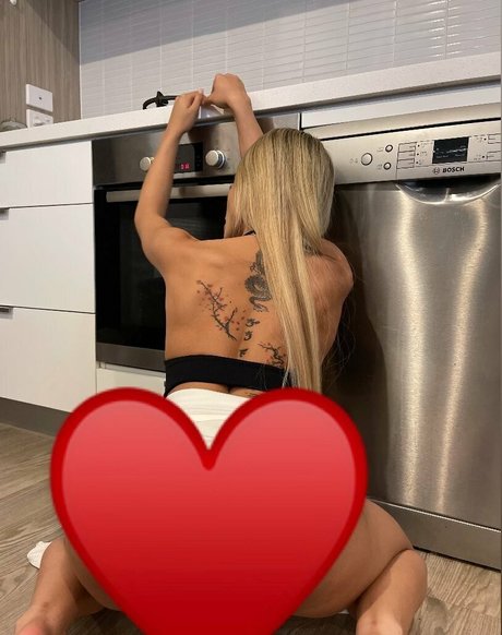 アヘ顔 OnlyFans セクシー裸 アーカイブ