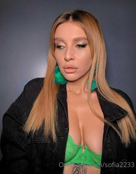 sofia2233 美しいモデル 写真