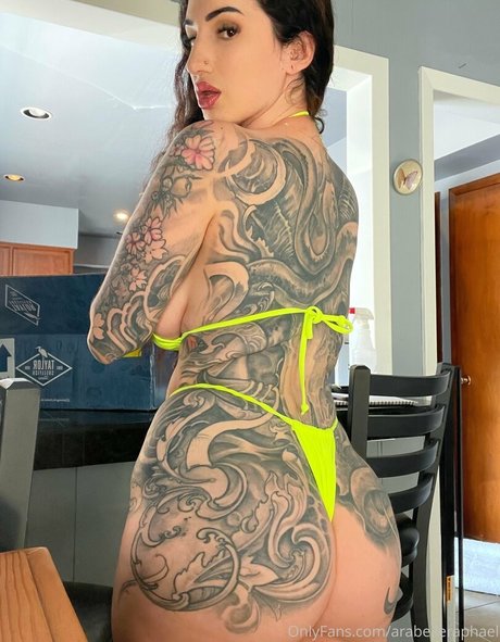 arabelleraphael 高品質モデル 写真