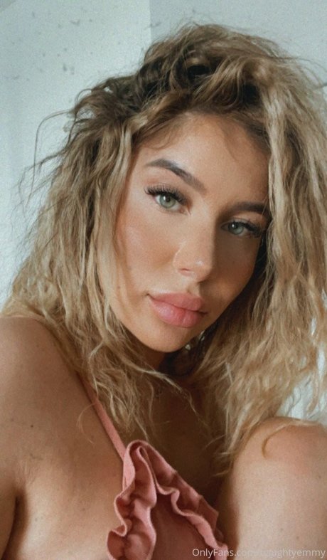 Naughtyemmy 高品質モデル 写真