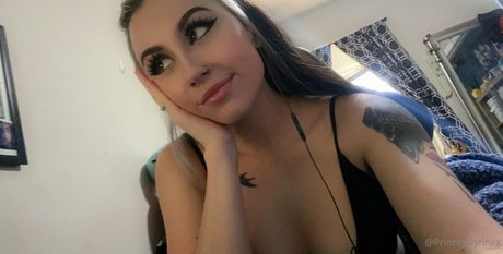 princesslynnxx エロティックなモデル 画像