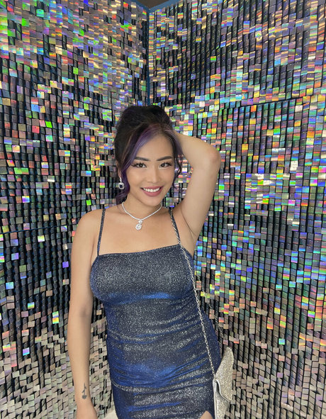 大きな乳首OnlyFans ポルノグラフィック アーカイブ