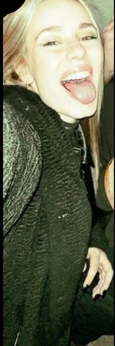 Elena Lagou ポルノスター ホット 写真