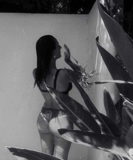 ドイツのアマチュアOnlyFans セクシーヌード 写真