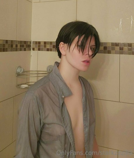 starkzzzilla xxxスター 写真