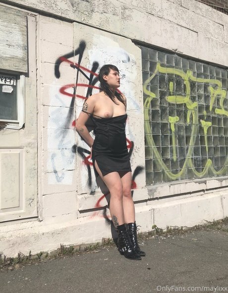 ビンボオンリーファンズ セクシーヌード アーカイブ