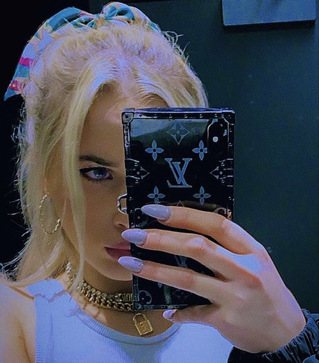 客室乗務員 OnlyFans 無料ポルノ ギャラリー