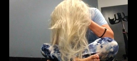 nakedyoganakedyoga 独占モデル 写真