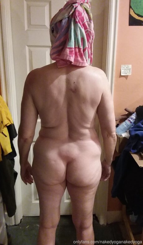 nakedyoganakedyoga 裸のスター 画像