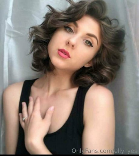 elly yes ポルノスター トップ 写真