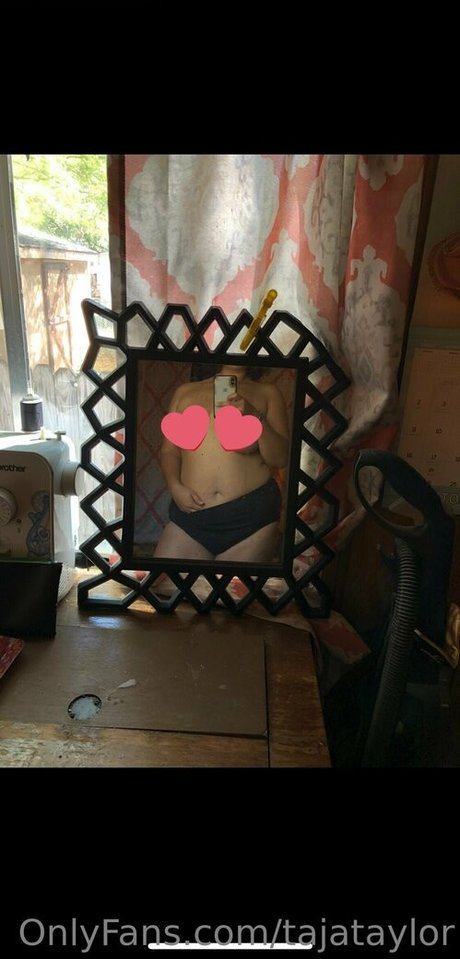 tajataylor スター ヌード 写真