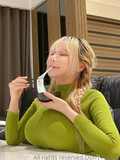 janielin トップスター 写真