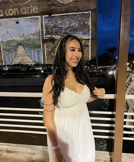 Sisterbryana ポルノスター 写真