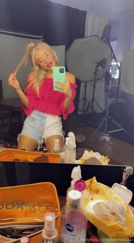 Sojourncouple エロティックなポルノスター 写真