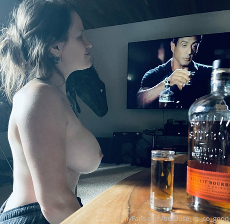 Morgan Nymph ホットなモデル 写真