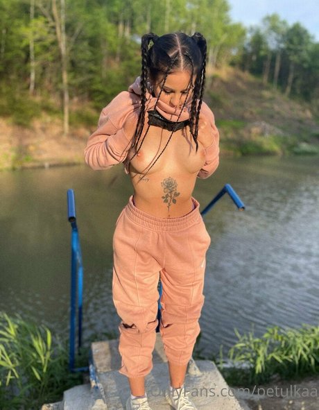 裸のプリンセスOnlyFans ヌード 写真