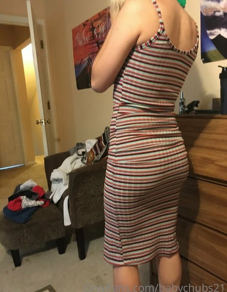 babychubs21 裸のポルノスター ギャラリー