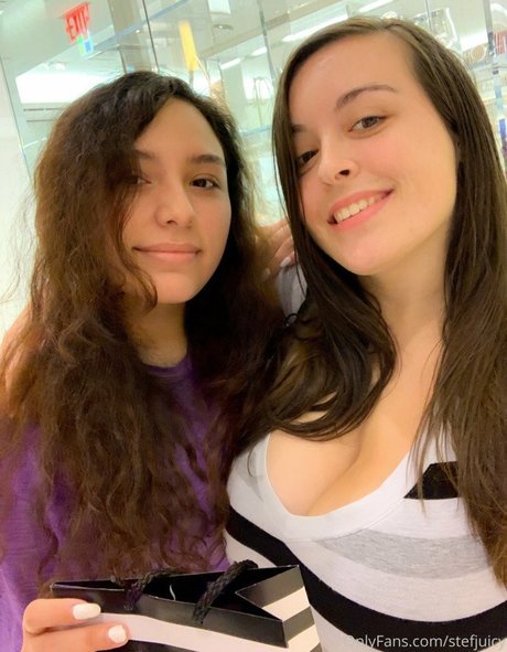 Stef Juicy エロティック女優 ギャラリー