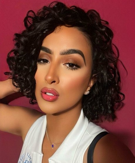 Omaima Benamre かわいいスター 写真