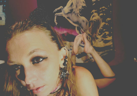 アーミーガールズオンリーファン セクシーxxx 写真