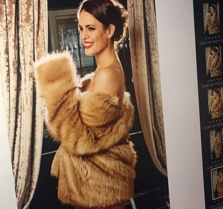 Susie Amy ポルノスター HD 画像