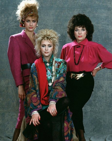 Leslie Ash ヌードモデル 画像