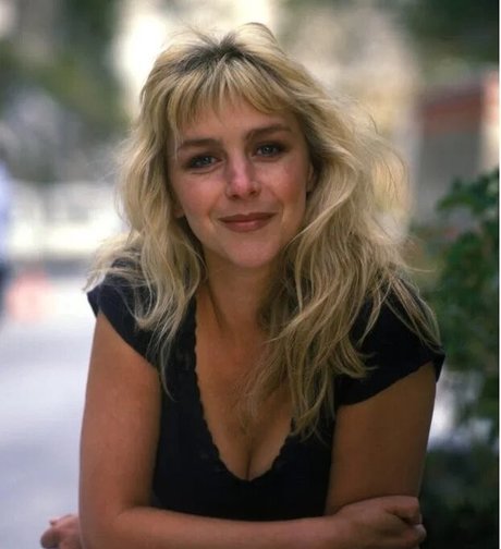 Leslie Ash 独占モデル ギャラリー