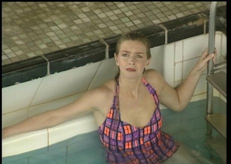 Leslie Ash セクシー女優 写真