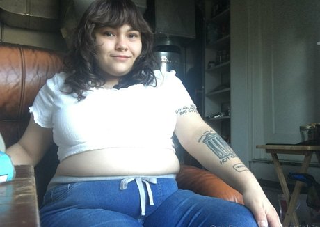 sydgettinbig 可愛い女優 写真