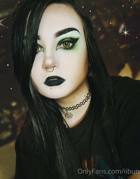 iibun セクシーモデル ギャラリー