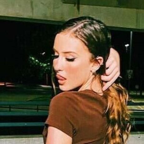 Seagan Powell xxxスター ギャラリー