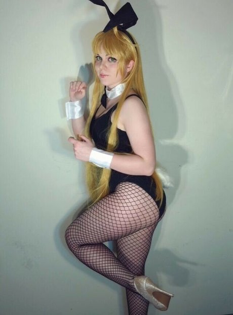 Abi Aikou xxxモデル 画像