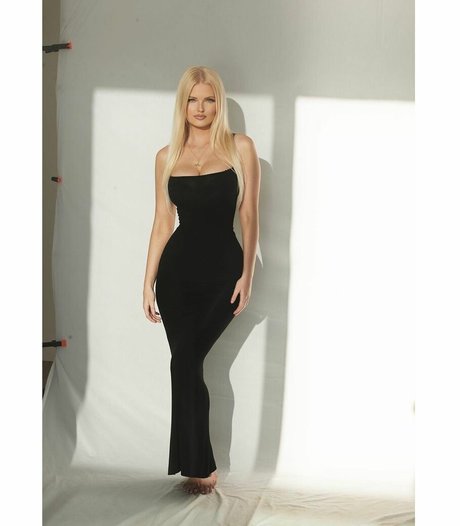 官能的なOnlyFans ホットヌード 写真