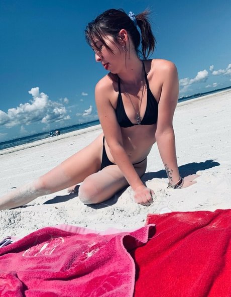 母乳オンリーファン ホット 写真