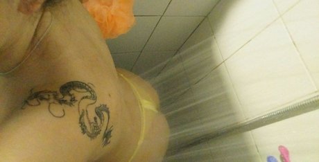 大きな黒い猫OnlyFans ベスト 写真