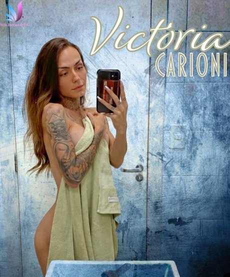 Victoria Carioni 独占ポルノスター 写真
