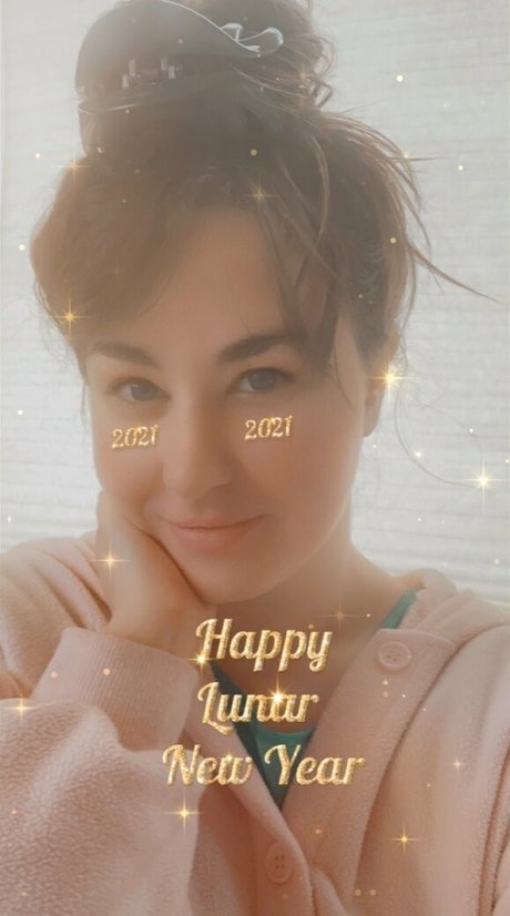 若い熟女OnlyFans エロチック 画像