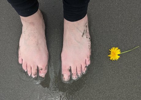 ニューハーフ巨乳OnlyFans 無料 画像