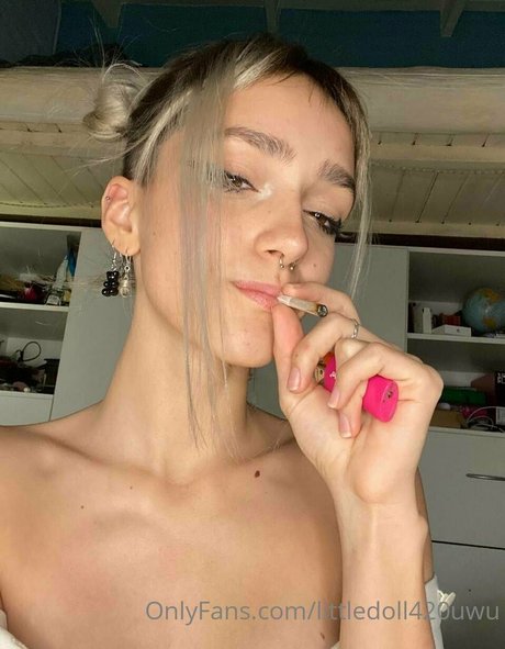 littledoll420uwu xxxモデル 画像
