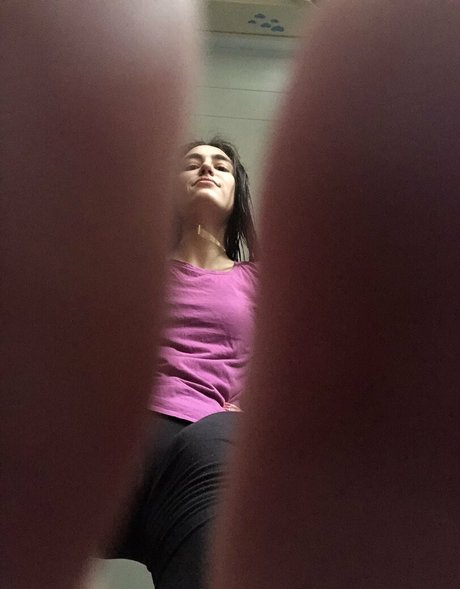 giantesselixs セクシーモデル 写真