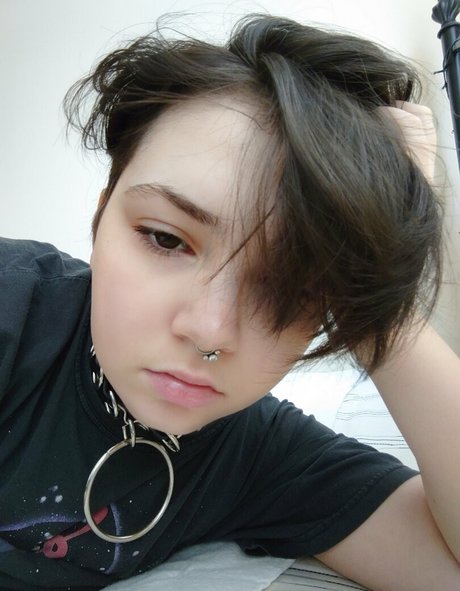 潮吹きマンコOnlyFans 裸 画像