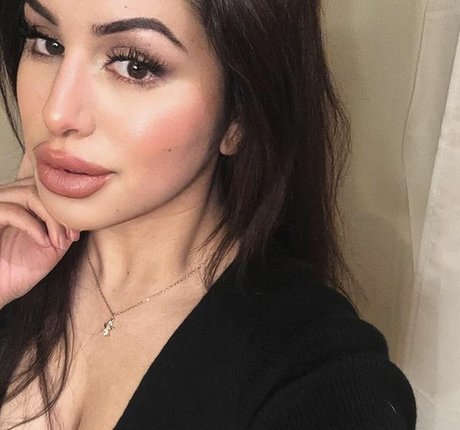 soir ellehcim ホットなモデル 写真